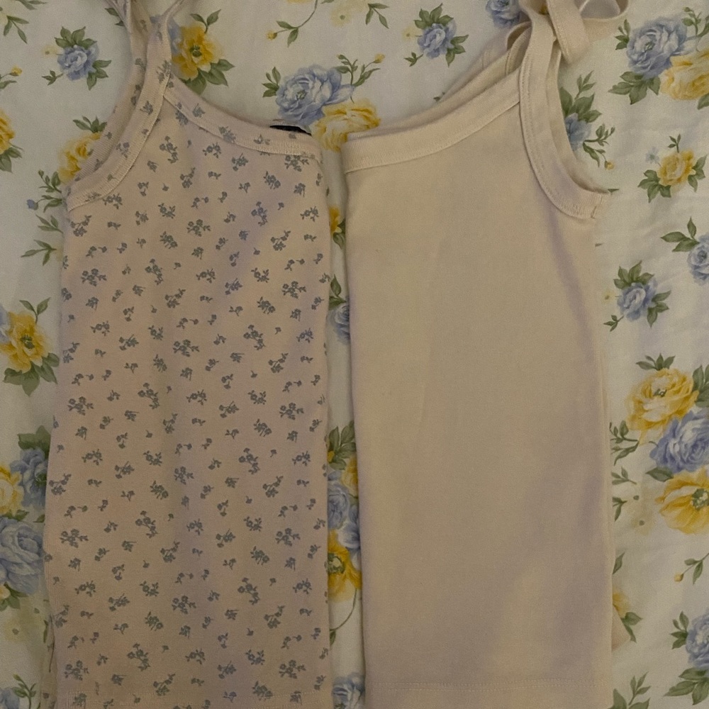 Brandy Melville Tank Tops Lot
